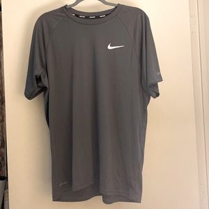 Nike Swim Dri-Fit rash guard shirt short sleeve rash guard, size large, like new
